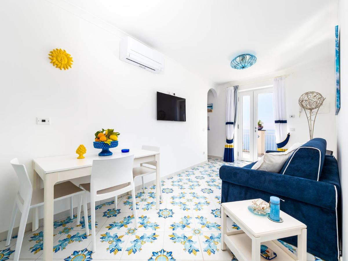 Blue Waves - De Vivo Realty Positano Apartment Bagian luar foto